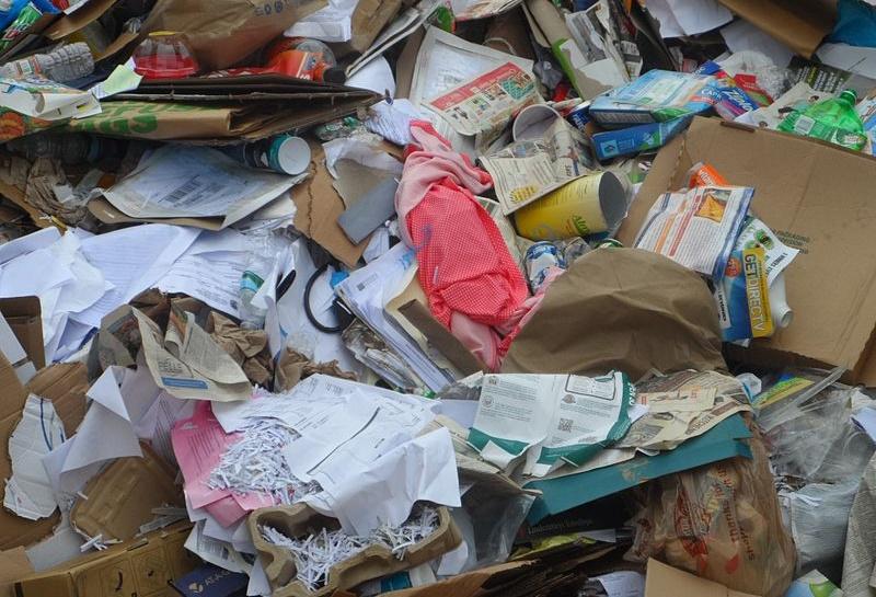 Single stream recyclables